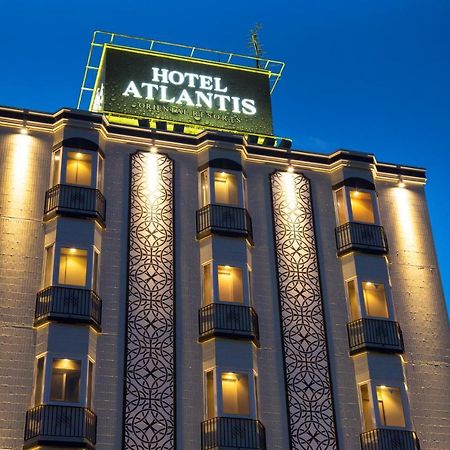 Hotel Atlantis Toyonaka (Adults Only) Eksteriør bilde